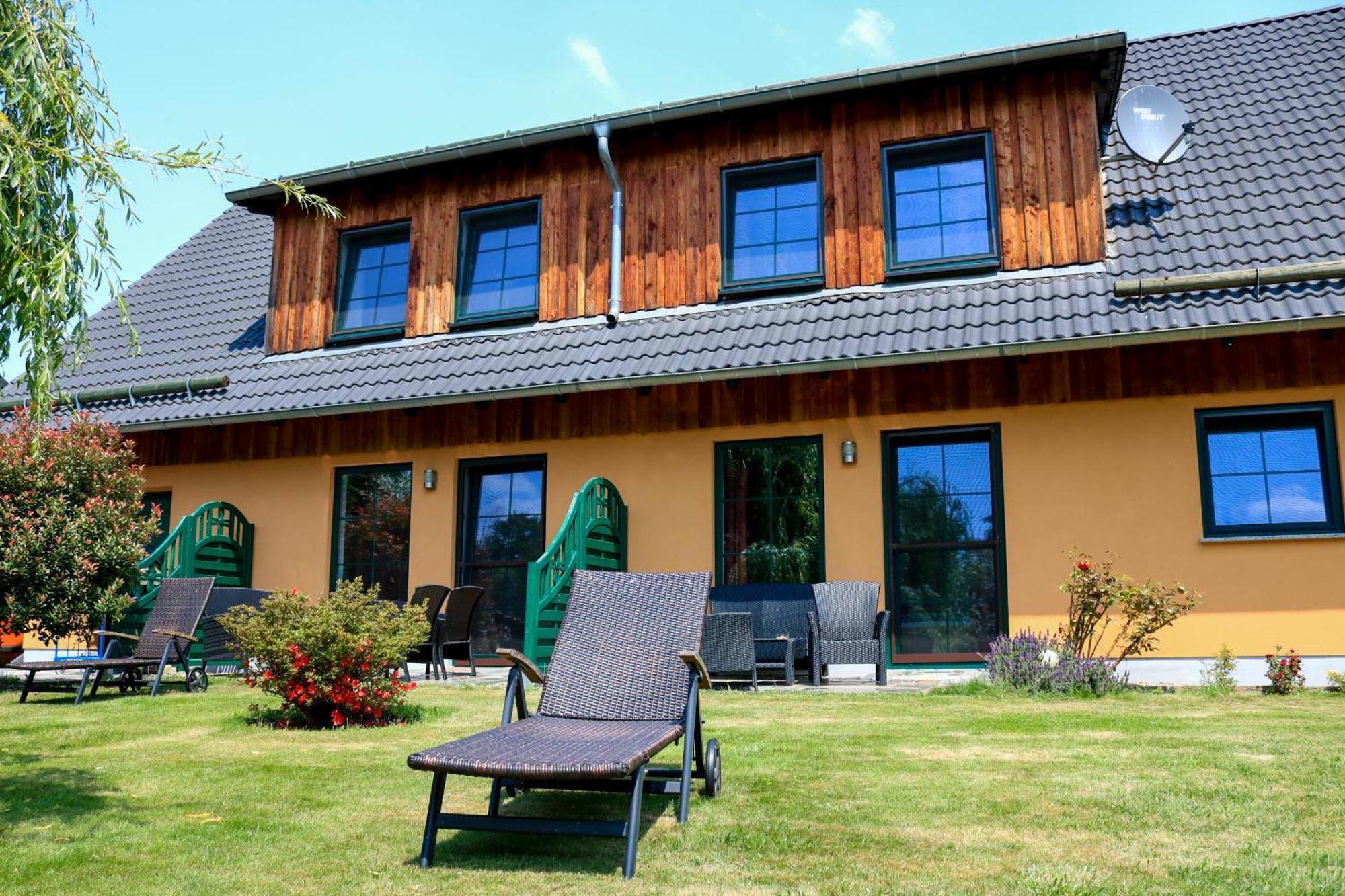 Gasthaus & Pension Am Kurfuerstendamm بورغ المظهر الخارجي الصورة